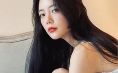 16位女子撒尿视频